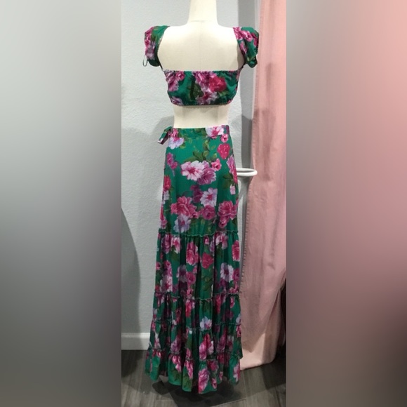 Uptown American - Picture 3 of 4